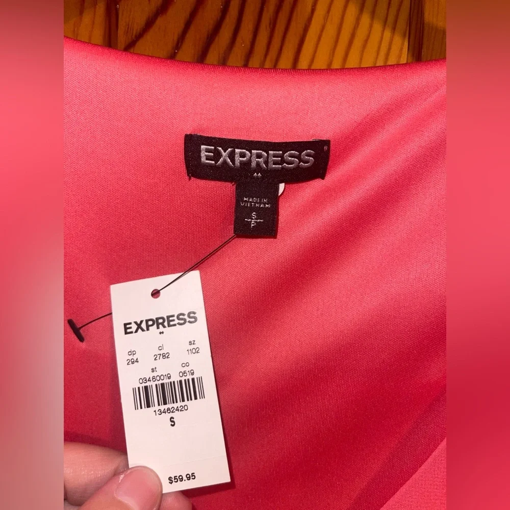 Express Romper - Picture 2 of 2